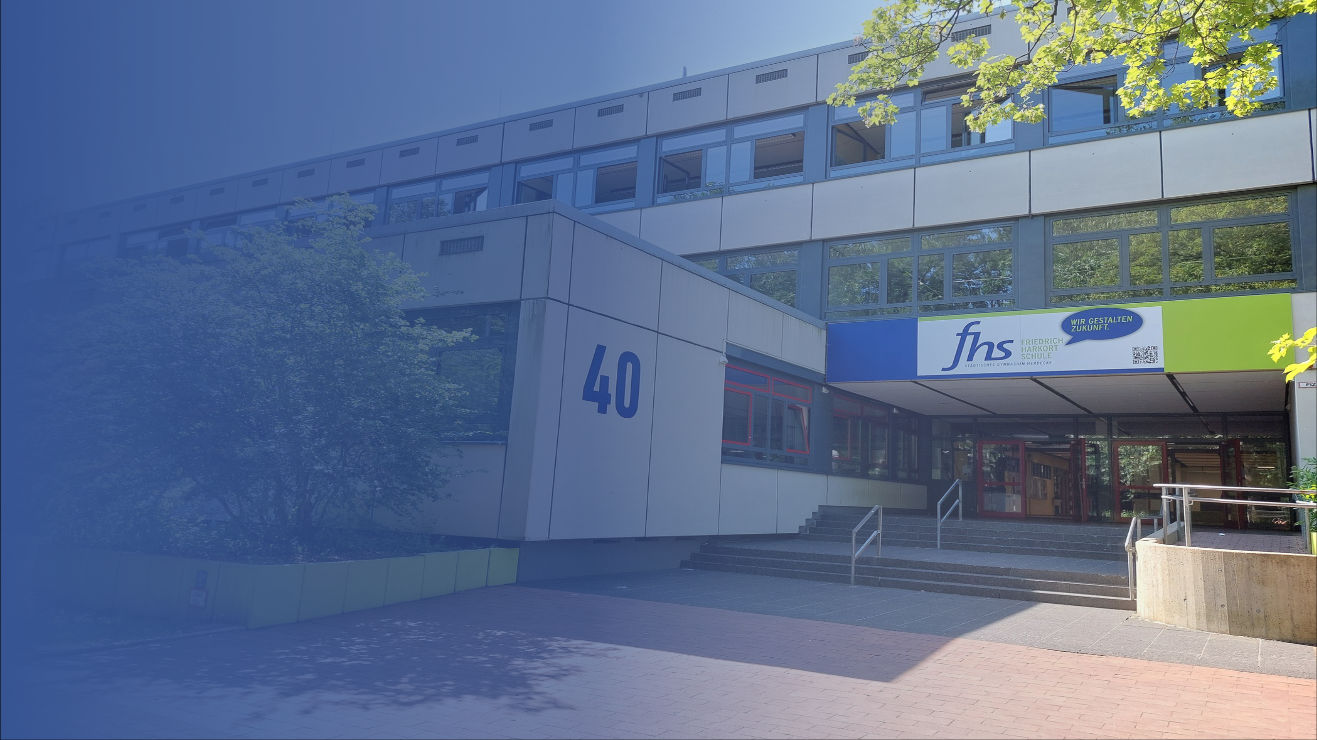 Schule_Farbverlauf_blau